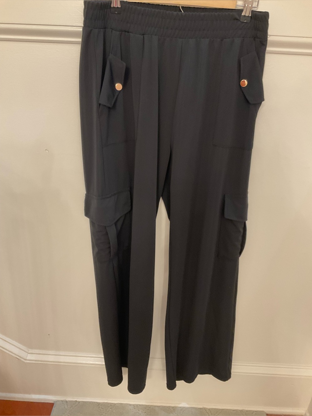 Maze Collection Black Cargo Stretch Pull On Pants